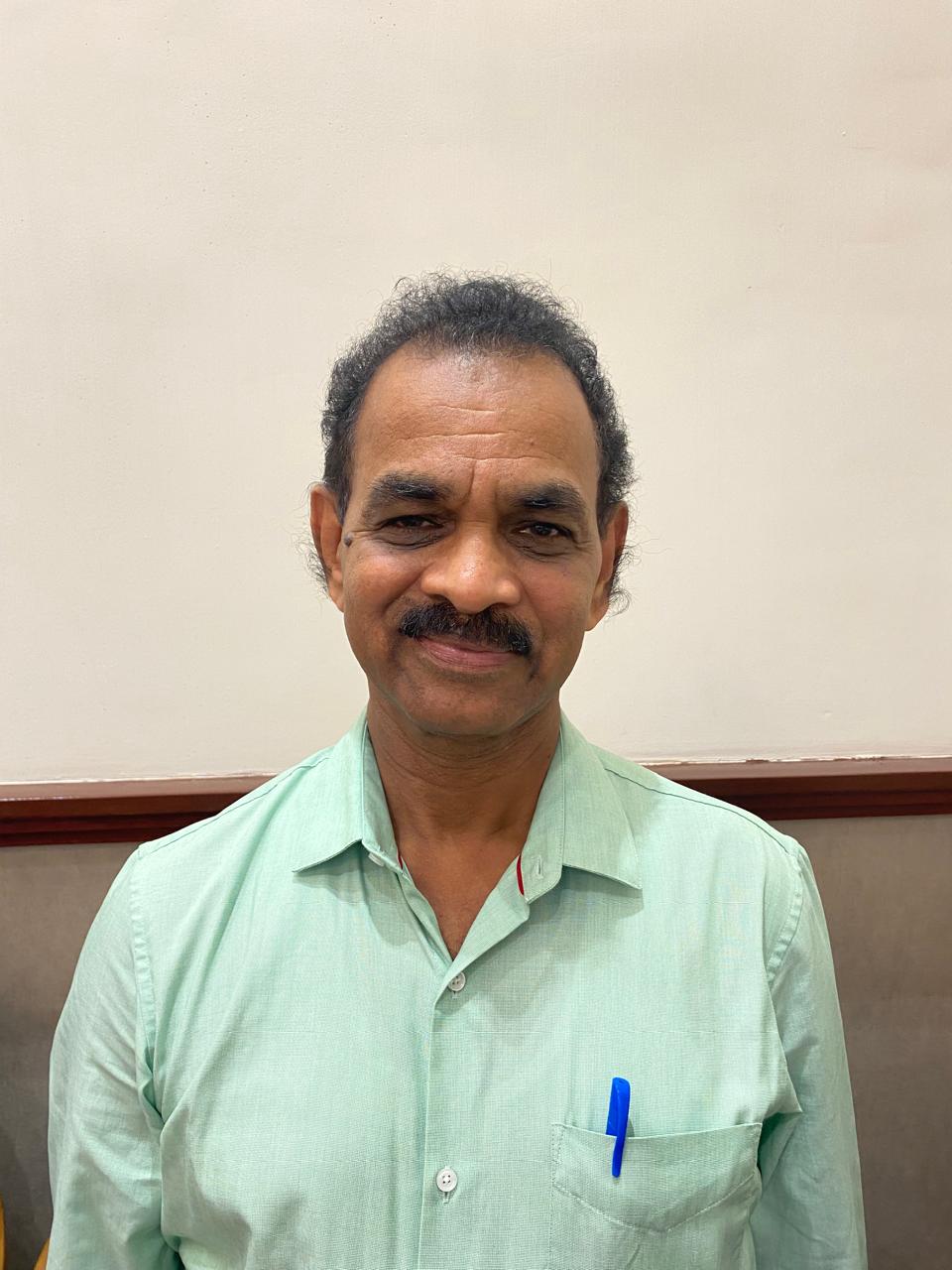 Dr.K.Palanivelu
